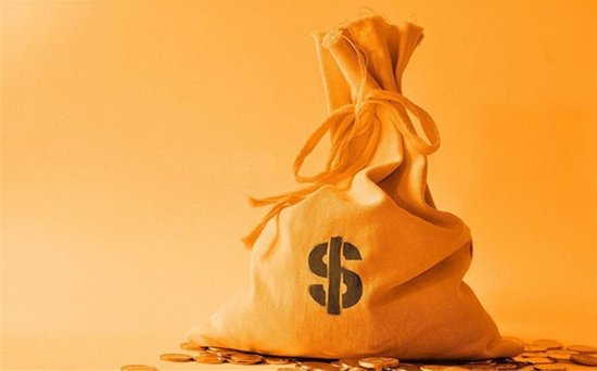 三大危机叠加，全球资金正在抛弃“避险之王”！