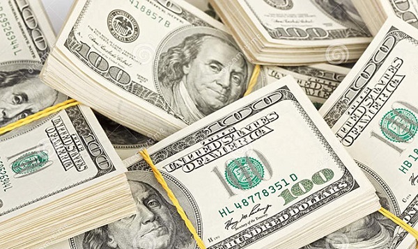 美元大幅走强 美股普遍走低 美元大幅走强 美股普遍走低