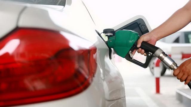 衰退交易下空头主导原油，油价走低缓解全球通胀压力